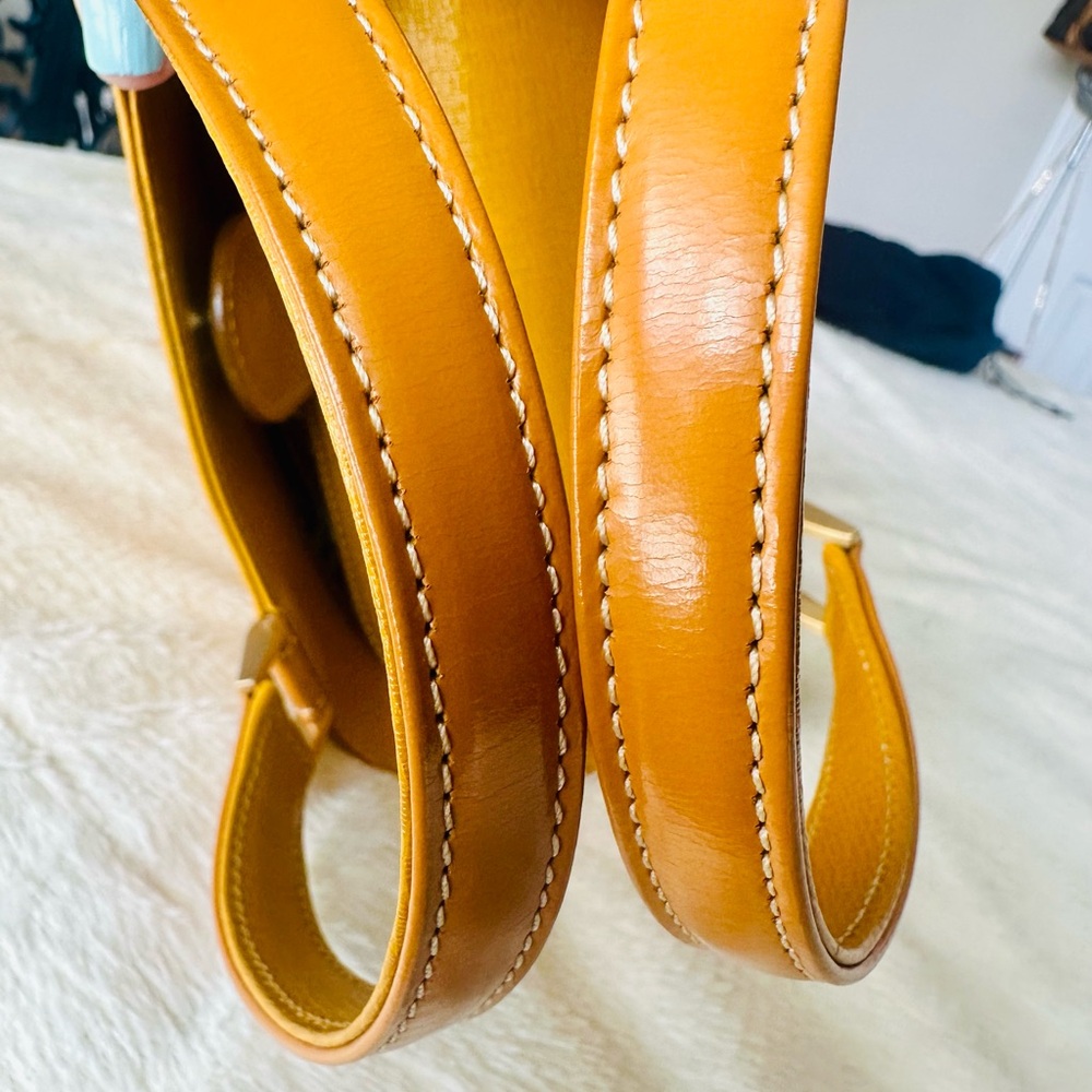 Burberry  Handbag - Picture 14 of 16
